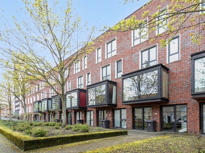 Claus van Amsbergstraat 86