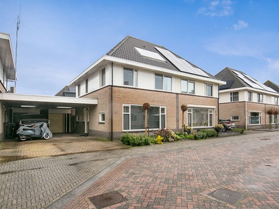 Vuurdoorn 11