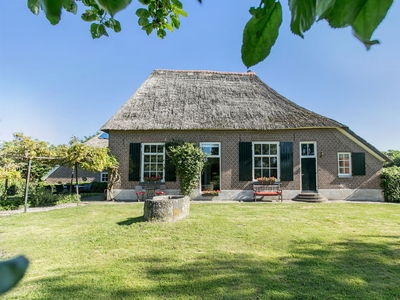 Waterdijk 7 *