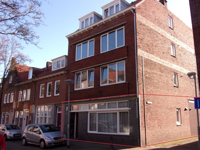 Dwarsstraat 2