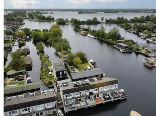 Huur 2 slaapkamer huis van 61 m² in Vinkeveen