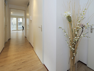 Portiekflat, appartement te huur in Nieuwegein