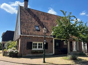 Woonhuis in Borne met 5 kamers