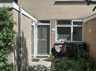 Woonhuis in Den Dolder met 5 kamers