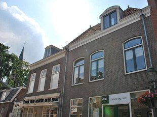 Treubstraat 2