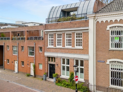 Nicolaasstraat 22