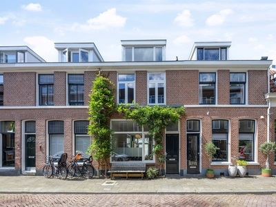 Van Alphenstraat 21