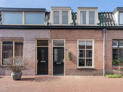 Bloemstraat 25