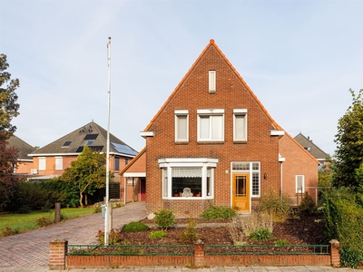 Burg.Woltersstraat 27