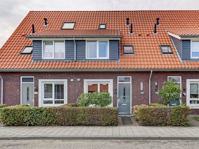 Dominee C van den Bergstraat 22