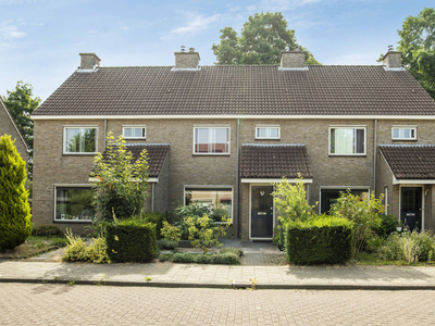 Woonhuis in Hengelo met 4 kamers