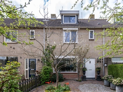 Prinses Margrietstraat in Baambrugge (130m2)