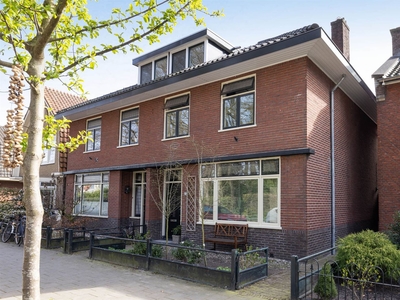 Bornerbroeksestraat 25