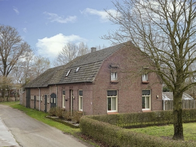 Den Tiel 4