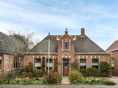 Hoofdstraat 136