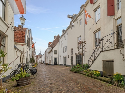 Muurhuizen 35 A