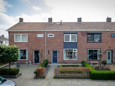 Schoolstraat 18