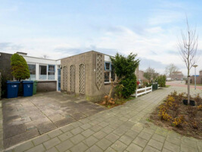 Bungalow, 2-onder-1-kapwoning te huur in Almere