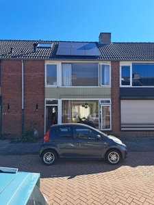 Van Polanenstraat in Steenbergen (100m2)