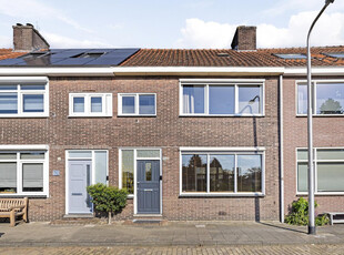 Doornbossestraat 12