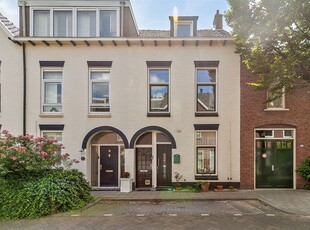 Hellevoetsestraat 11-B