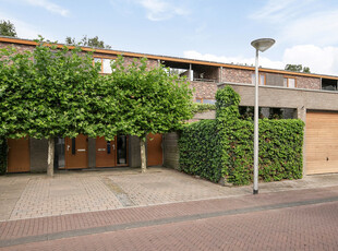 Huygensstraat 69