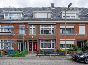 Nieuwenhoornstraat 64A