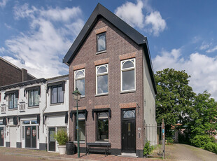 Oostkade 13