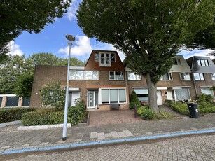 Woonhuis in Hoofddorp met 6 kamers