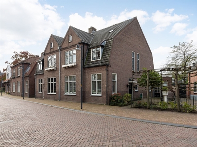 Grotestraat 137