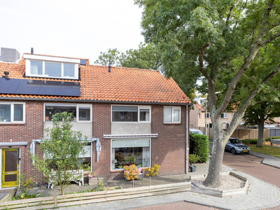 Oranjestraat 53