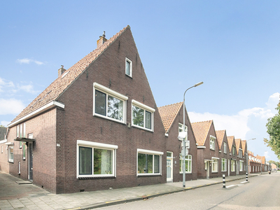 Spoorstraat 46