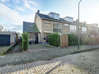 Herenhuis, hoekwoning te huur in Wassenaar