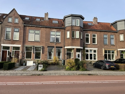 Woonhuis in Woerden met 5 kamers