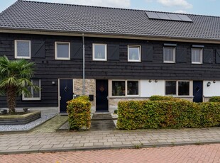 Louwrens Penninghof 14, Waardhuizen