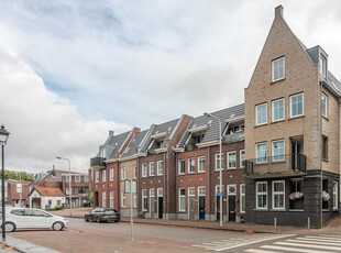 Torenstraat 8