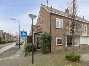 Troelstrastraat 52, Hardinxveld