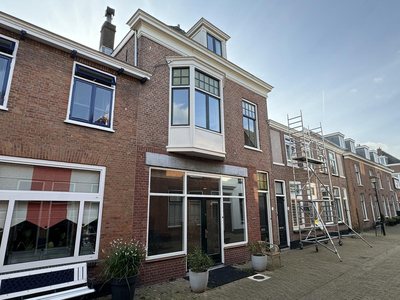 Voorhofstraat 11