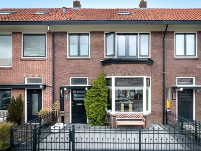 Ferdinand Bolstraat 32