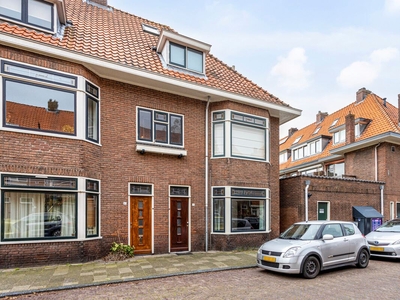 Van 't Hoffstraat 1