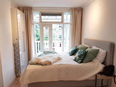 Appartement te huur Van der Hoopstraat, Amsterdam