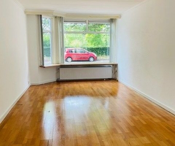 Appartement Kamperfoeliestraat in Den Haag