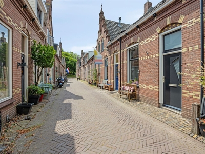 Valkstraat 6