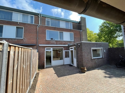 Woning te huur Karmijnstraat, Tilburg