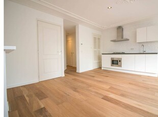 Huur 1 slaapkamer appartement van 48 m² in Amsterdam