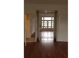 Huur 2 slaapkamer appartement van 76 m² in amsterdam