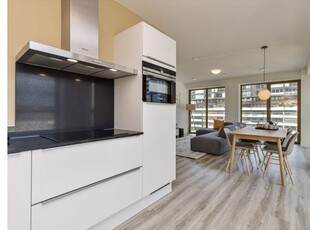 Huur 2 slaapkamer appartement van 83 m² in Rotterdam