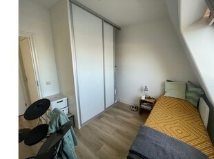 Huur 2 slaapkamer appartement van 87 m² in Den Haag