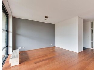 Huur 4 slaapkamer appartement van 102 m² in Amsterdam