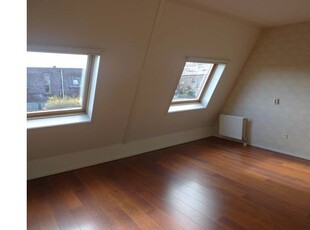 Huur 5 slaapkamer appartement van 134 m² in Den Haag